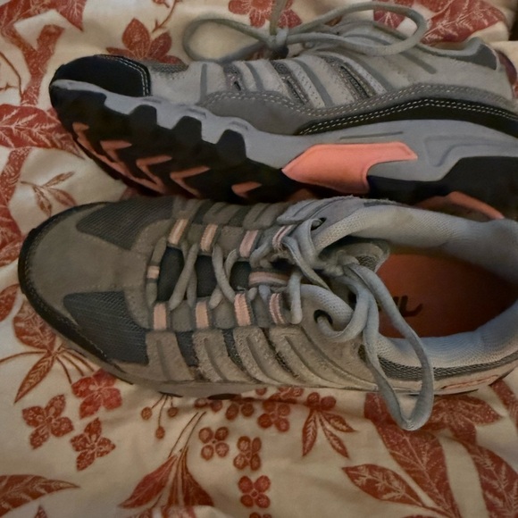 Fila Women's Athletic Shoes in Gray and Coral - Picture 2 of 6